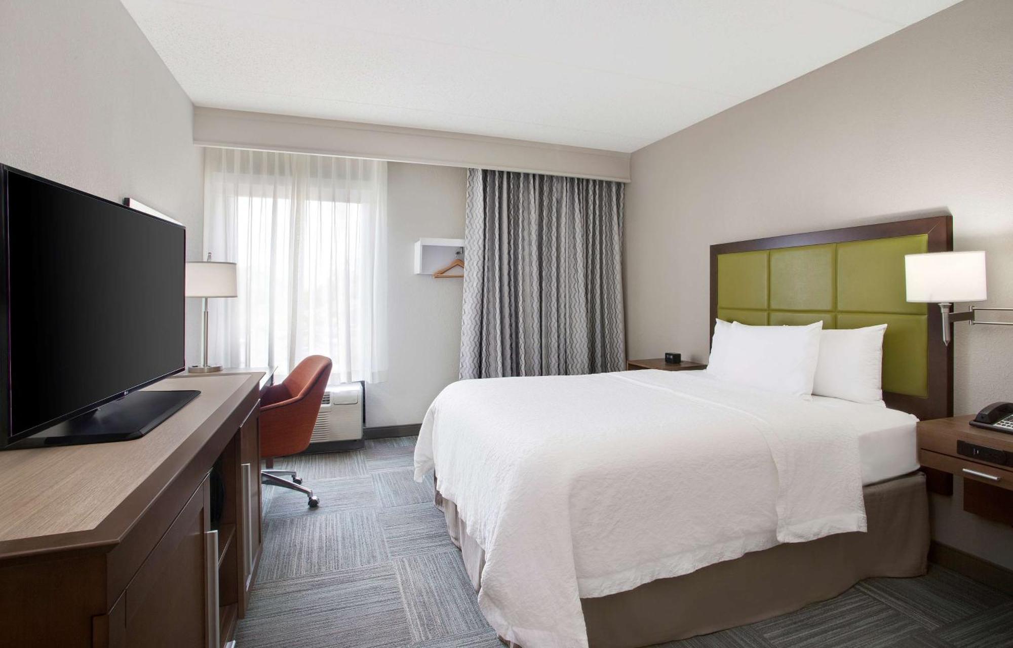 Hampton Inn Middletown Exterior photo