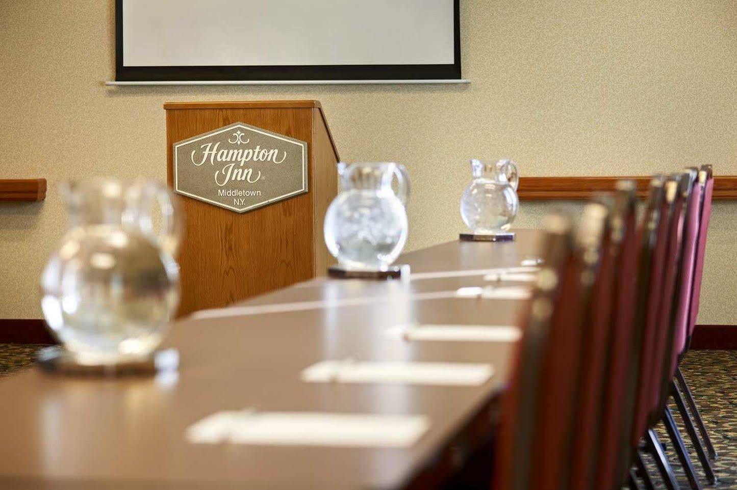 Hampton Inn Middletown Exterior photo