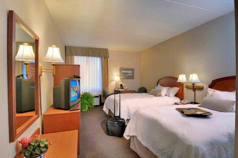 Hampton Inn Middletown Exterior photo